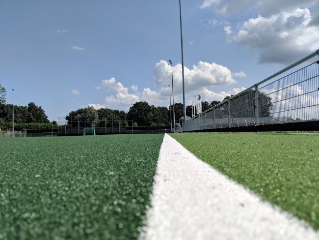 realisatie hockeyveld DDHC